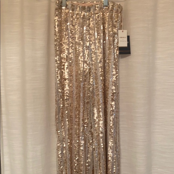 Two Piece Sequins Set! - Picture 4 of 4